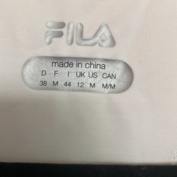 Fila - Picture 2 of 3